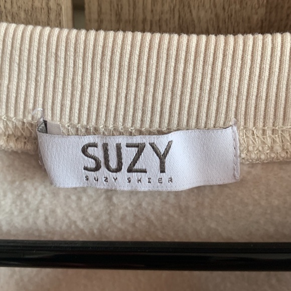 Suzy Shier crewneck - Picture 3 of 3